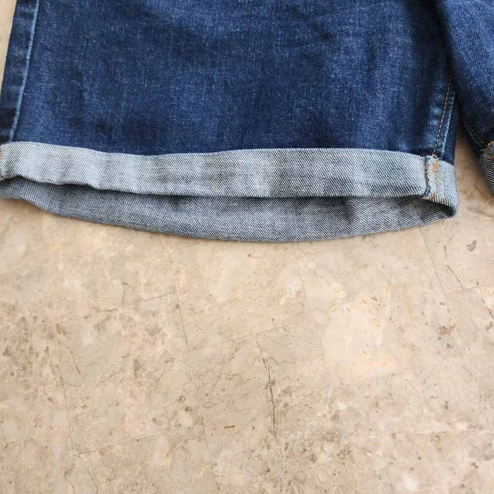 Old Navy Fitted Denim Cuffed Hem Shorts Size 14